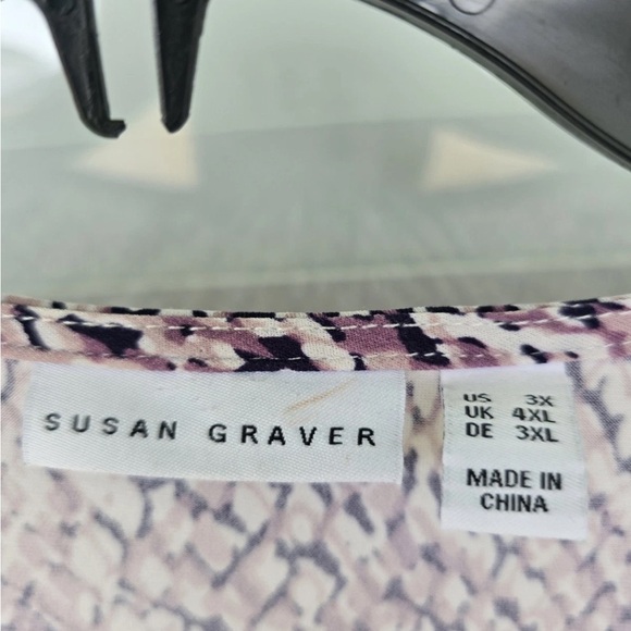 Susan Graver Women Printed Liquid Knit Button Front Peplum Top Plum 3X Plus Size - Picture 6 of 12